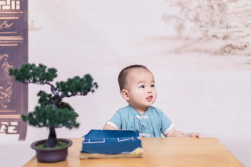 黄南宝宝腿纹不对称怎么办 黄南宝宝腿纹不对称怎么办